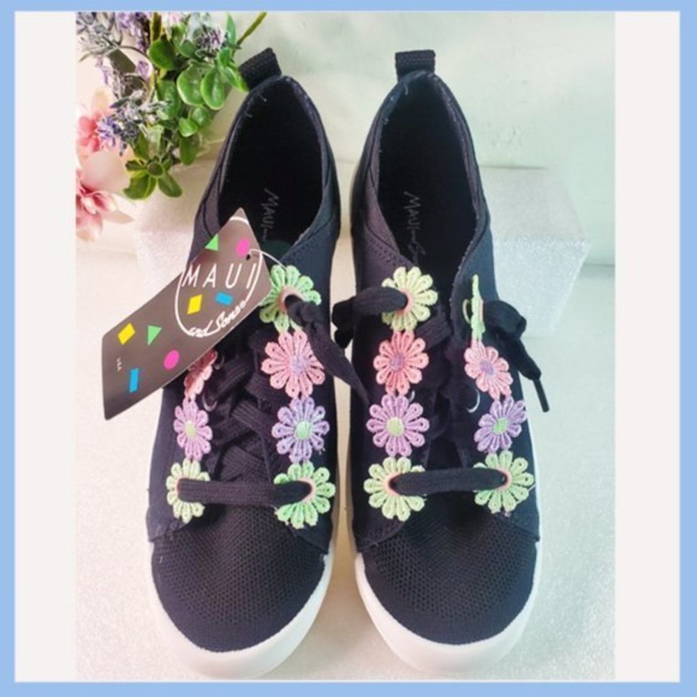 Maui & Sons Black Sneakers w/ Pastel Daisy Eyelets - Picture 6 of 12